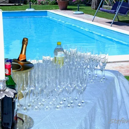 Parco Delle Nazioni - Relax Grand Bed & Breakfast 3*